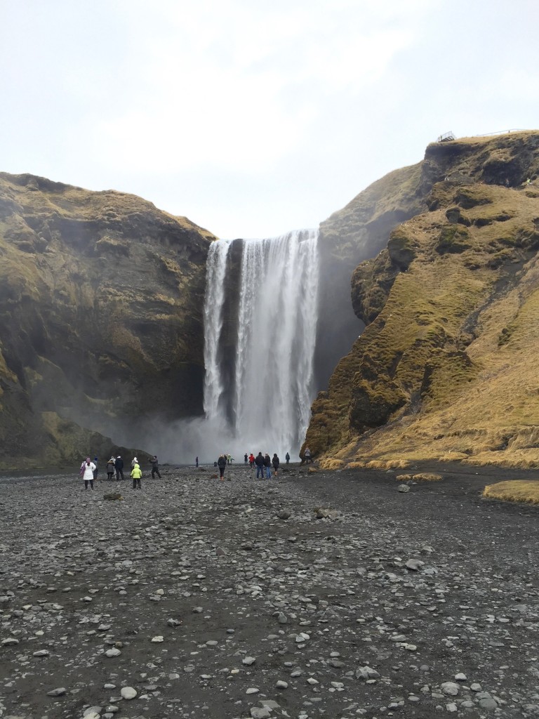 Skogafoss-Wasserfall-2